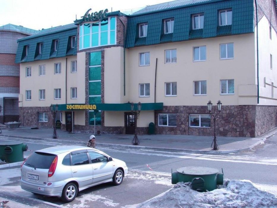 Hotel Anzas Abakan Bagian luar foto